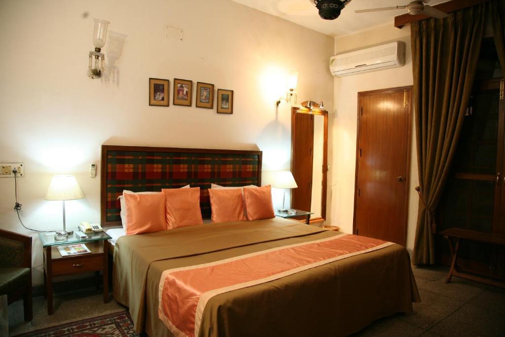 The Royal Residency Hotel Нью-Делі Номер фото
