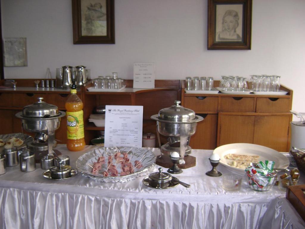 The Royal Residency Hotel Нью-Делі Номер фото